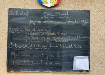 Jeudi 30 avril 2026 – Belle fête aux Robert ! Happy birthday to Dylan en CM2 !